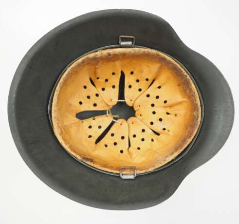 Wehrmacht: Stahlhelm M42. - фото 5 Wehrmacht: Stahlhelm M42. - фото 5