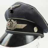 Luftwaffe: Schirmmütze alter Art für Offiziere der 3. Fallschirmjäger-Division - Knautschmütze. - photo 1