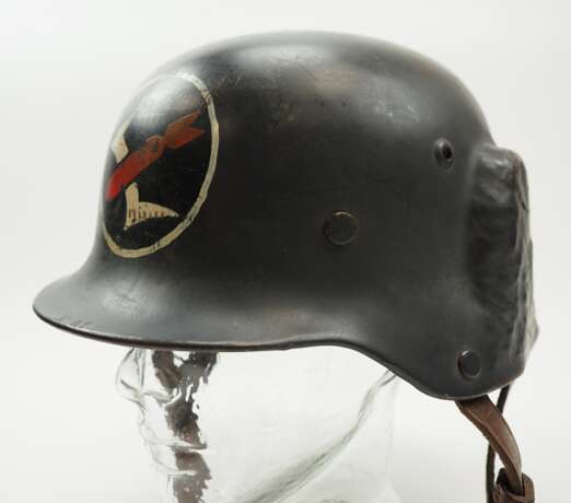 Luftwaffe: Stahlhelm M35 - Modifikation für Bordschützen. - Foto 1