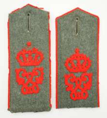 Württemberg: 2 Schulterklappen für Mannschaften im Infanterie-Regiment „König Wilhelm I.“ (6. Württembergisches) Nr. 124 - Feldgrau.
