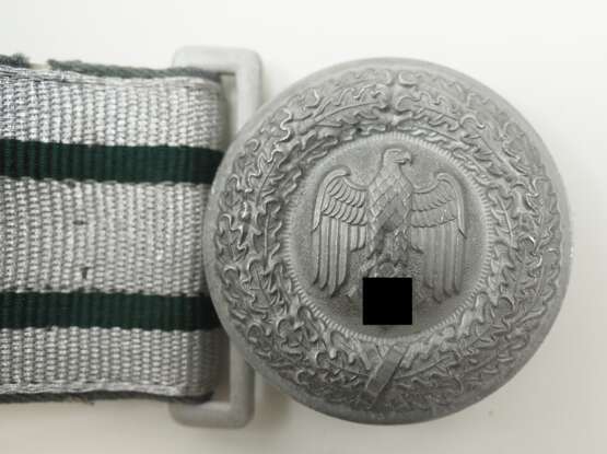 Wehrmacht: Feldbinde mit Schloss, für Offiziere. - photo 3 Wehrmacht: Feldbinde mit Schloss, für Offiziere. - photo 3