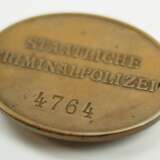 Staatliche Kriminalpolizei Dienstmarke. - фото 2