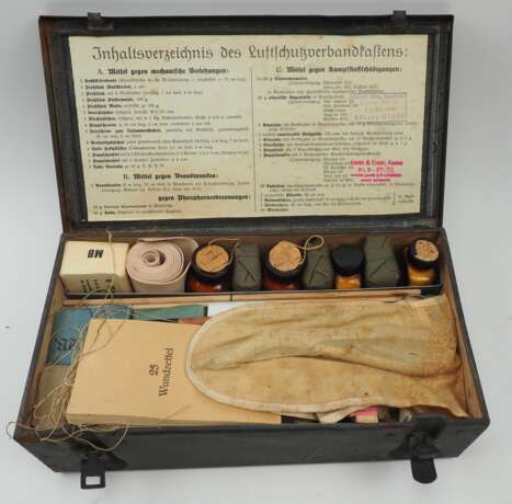 3. Reich: Luftschutz Verbandkasten. - Foto 1 3. Reich: Luftschutz Verbandkasten. - Foto 1