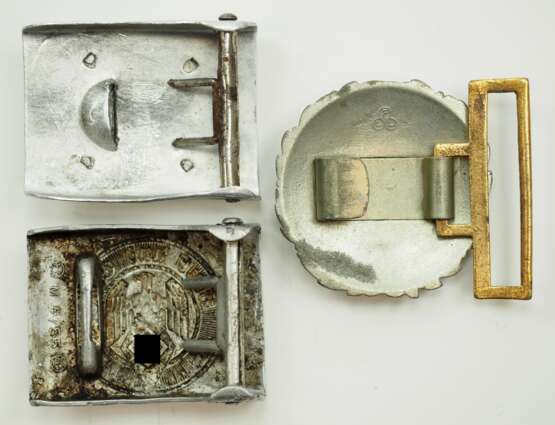 3. Reich: Lot Koppelschlösser - 3 Exemplare. - Foto 2 3. Reich: Lot Koppelschlösser - 3 Exemplare. - Foto 2