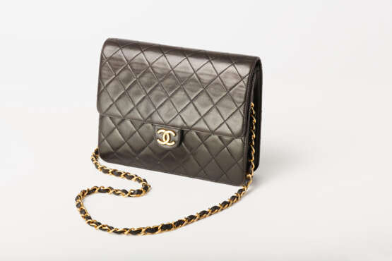 Handtasche mit Schulterkette "Flap bag". Karl Lagerfeld für Chanel, Paris Kollektion Prêt-à-Porter um 2004/2008 - Foto 1