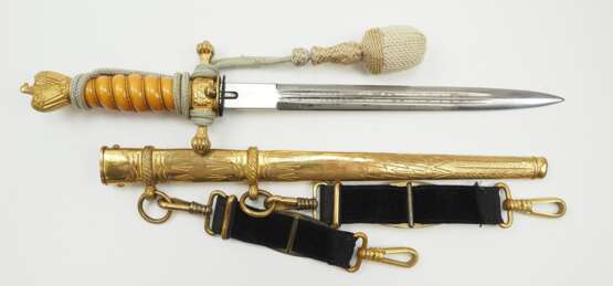 Kriegsmarine: Offiziersdolch. - Foto 4 Kriegsmarine: Offiziersdolch. - Foto 4