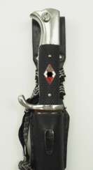 HJ: Seitengewehr für Führer.