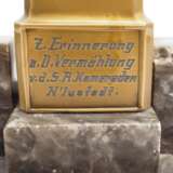 SA: Tischdekoration zur Erinnerung an die Vermählung v. d. SA Kameraden Niederlustadt. - Foto 2