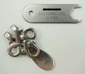 Kettendolch Gehänge - Krawattenspange / Geldklammer.