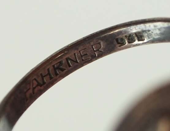 Patriotischer Ring, im Etui - FAHRNER. - photo 3 Patriotischer Ring, im Etui - FAHRNER. - photo 3