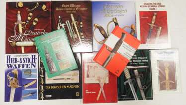 Blankwaffen Bibliothek.