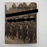 Zigarettenbilder Album: Deutschland Erwacht - Röhm-Ausgabe. - фото 1