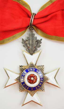 Lippe-Detmold: Fürstlich Lippischer Hausorden, 2. Modell (1890-1924), Ehrenkreuz 2. Klasse mit Eichenlaub. - photo 1