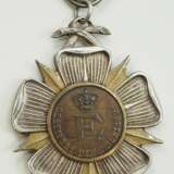 Lippe-Detmold: Orden für Kunst und Wissenschaft, Lippische Rose am Ring, 3. Klasse. - фото 3