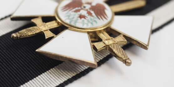 Preussen: Roter Adler Orden, 5. Modell (1918), 2. Klasse mit Schwertern und Schwertern am Ring. - фото 3