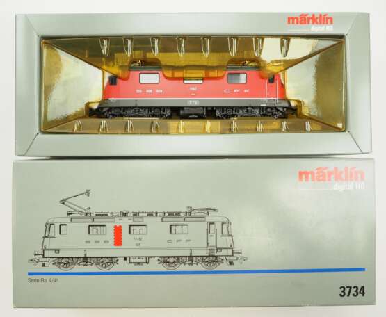 Märklin: HO 3734 Serie Re 4/4II Elektrolokomotive. - фото 1 Märklin: HO 3734 Serie Re 4/4II Elektrolokomotive. - фото 1