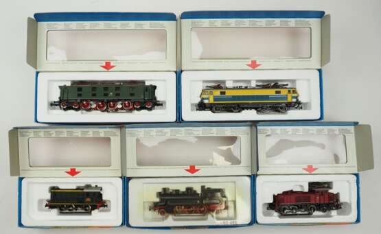 Märklin: HO 5 Lokomotiven. - Foto 1 Märklin: HO 5 Lokomotiven. - Foto 1