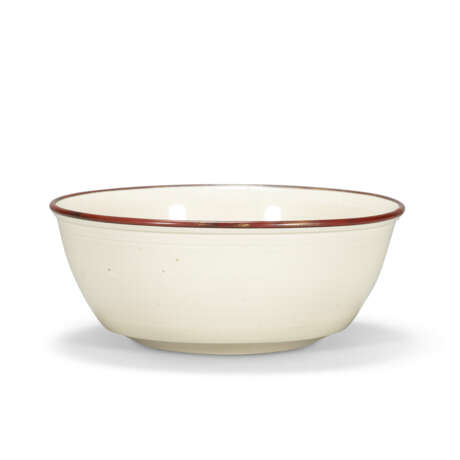 A DING WHITE-GLAZED WASHER - photo 3