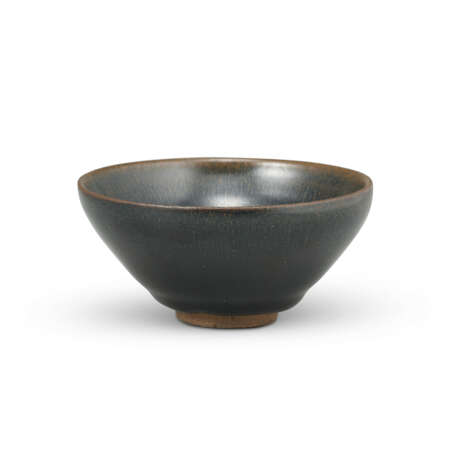 A JIAN BLACK-GLAZED TEA BOWL - photo 3 A JIAN BLACK-GLAZED TEA BOWL - photo 3