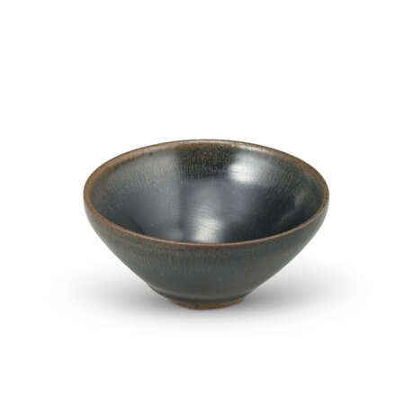 A JIAN BLACK-GLAZED TEA BOWL - photo 4 A JIAN BLACK-GLAZED TEA BOWL - photo 4