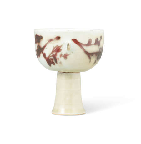 A RARE COPPER-RED DECORATED REVOLVING STEM CUP - photo 4