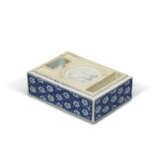 AN INSCRIBED BLUE AND WHITE ‘RED CLIFF’ INK STONE AND COVER - photo 4