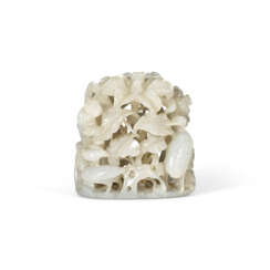 A RETICULATED JADE ‘LOTUS AND EGRET’ FINIAL