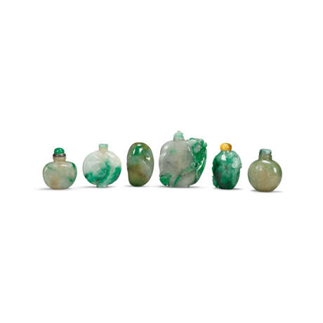 A GROUP OF SIX JADEITE SNUFF BOTTLES - photo 2