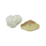 A YELLOW JADE BI AND A WHITE JADE 'LION' GROUP - photo 2