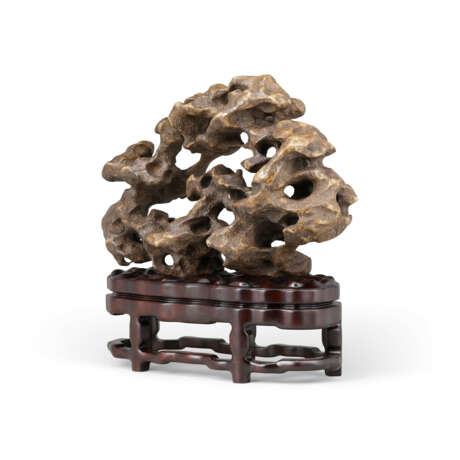 A DARK BEIGE LINGBI SCHOLAR'S ROCK - Foto 3