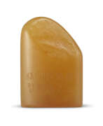 Objets de vertu. A SMALL TIANHUANG SEAL
