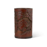 A CARVED BAMBOO 'SCHOLAR AND ATTENDANT' BRUSH POT - photo 2