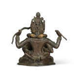 A BRONZE FIGURE OF YOGAMBARA AND JNANA DAKINI - Foto 3