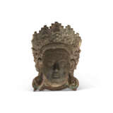 A COPPER ALLOY REPOUSSÉ LINGA MASK FACE - фото 2