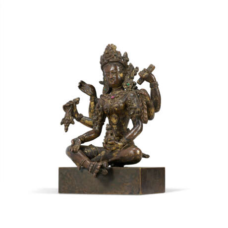 A GILT-COPPER ALLOY FIGURE OF SEATED VASUDHARA - photo 4