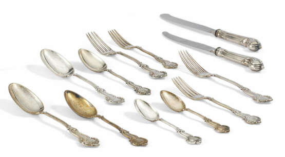 LARGE SILVER DINNER CUTLERY WITH LIGATED MONOGRAM UNDER PRINCE'S CORONET - Foto 1 LARGE SILVER DINNER CUTLERY WITH LIGATED MONOGRAM UNDER PRINCE'S CORONET - Foto 1