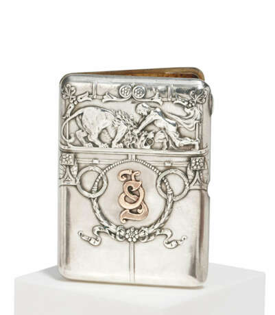 SILVER CIGARETTE ETUI WITH LION TAMER - Foto 1 SILVER CIGARETTE ETUI WITH LION TAMER - Foto 1