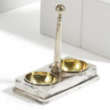 SILVER SPICE CONTAINER WITH FACETTED HANDLE TO THE CENTRE - Foto 1