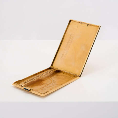 18k GOLD LARGE ART DECO CIGARETTE CASE - photo 4 18k GOLD LARGE ART DECO CIGARETTE CASE - photo 4