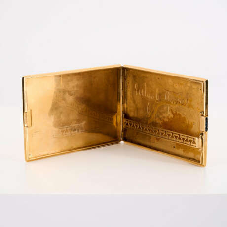 18k GOLD LARGE ART DECO CIGARETTE CASE - photo 5 18k GOLD LARGE ART DECO CIGARETTE CASE - photo 5