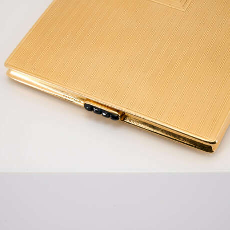 18k GOLD LARGE ART DECO CIGARETTE CASE - photo 6 18k GOLD LARGE ART DECO CIGARETTE CASE - photo 6