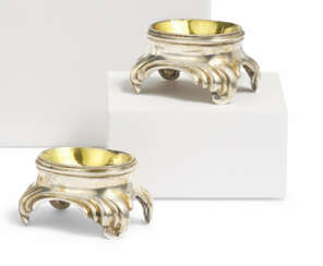 SILVER PAIR OF OVAL SALT SHAKERS