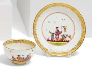 PORCELAIN TEA BOWL AND SAUCER WITH CHINOISERIES