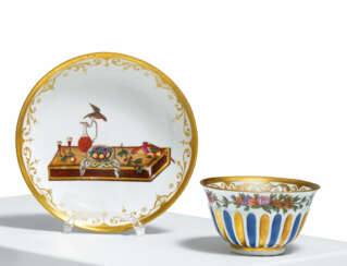 PORCELAIN TEA BOWL WITH SAUCER WITH HOUSE-PAINTER DECOR