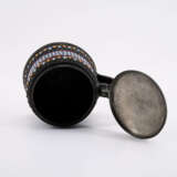 STONE TANKARD WITH NOTCH CUT PATTERN - фото 3