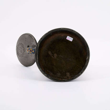 STONE TANKARD WITH NOTCH CUT PATTERN - фото 4 STONE TANKARD WITH NOTCH CUT PATTERN - фото 4