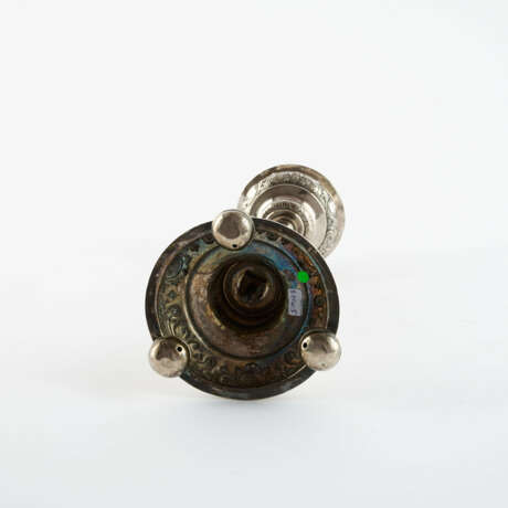 ALTAR CANDLESTICK WITH BALUSTER SHAFT AND FLORAL DECOR - photo 4