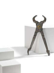 IRON AND BRASS MUSEUM COMBINATION TOOL