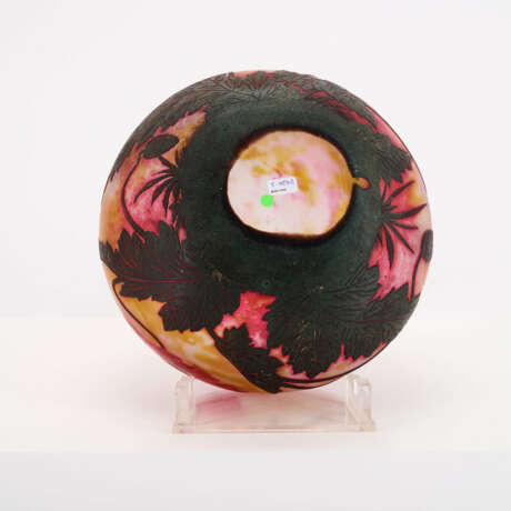 LARGE GLASS BOWL 'PAVOTS D'ORIENT' - photo 4 LARGE GLASS BOWL 'PAVOTS D'ORIENT' - photo 4