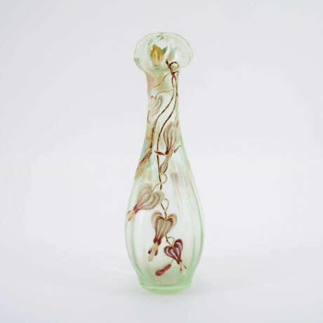 GLASS VASE 'COEUR DE JEANNETTE' - photo 2 GLASS VASE 'COEUR DE JEANNETTE' - photo 2